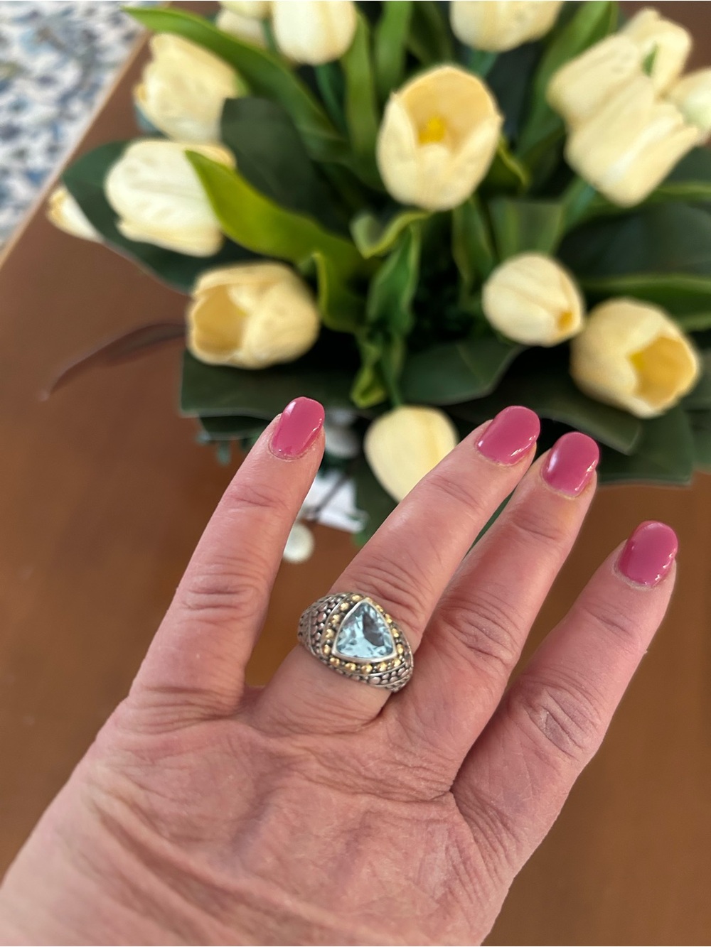 Sterling silver blue topaz ring